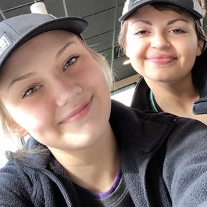 Meet your Posher, Amelia